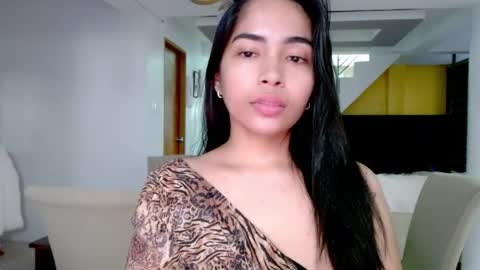 Snapshot of imbabyasian chatting on 05-30-26, 08:11 Baby online show from 05-30-26, 08:11