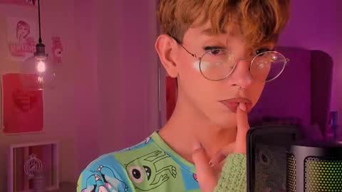 Damiano online show from 09-13-25, 06:40