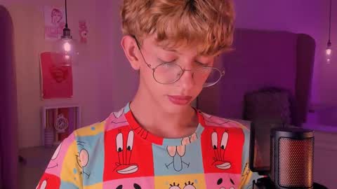 Damiano online show from 10-19-25, 09:15