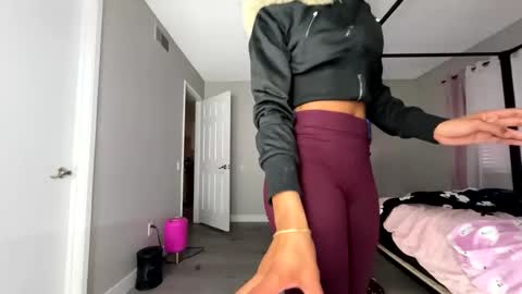 Snapshot of imfancii chatting on 10-28-25, 02:53 imfancii online show from 10-28-25, 02:53