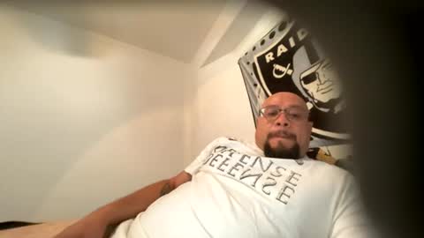 Snapshot of imhardjames13 chatting on 07-31-26, 04:23 Imhardjames13 online show from 07-31-26, 04:23