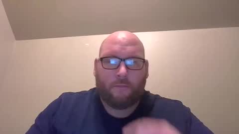 Snapshot of imhorny7474 chatting on 11-28-25, 04:59 Tom online show from 11-28-25, 04:59