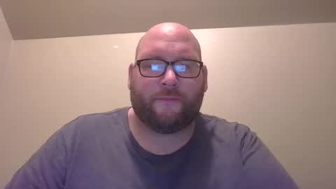 Snapshot of imhorny7474 chatting on 11-29-25, 06:27 Tom online show from 11-29-25, 06:27