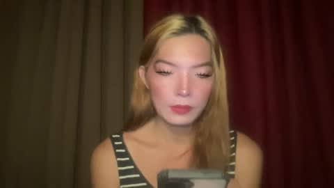 Mika online show from 04-08-26, 05:40