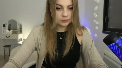 Snapshot of imkeira chatting on 01-07-25, 07:28 ImKeira online show from 01-07-25, 07:28