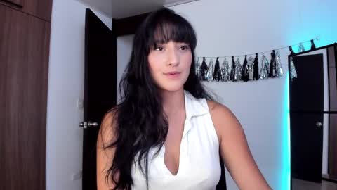 Snapshot of imlenka chatting on 03-28-26, 11:04 Lenka online show from 03-28-26, 11:04