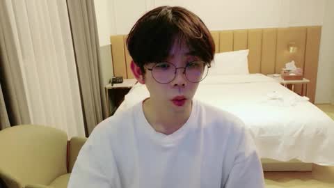 Snapshot of imlowerlife chatting on 12-22-25, 02:25 imlowerlife online show from 12-22-25, 02:25