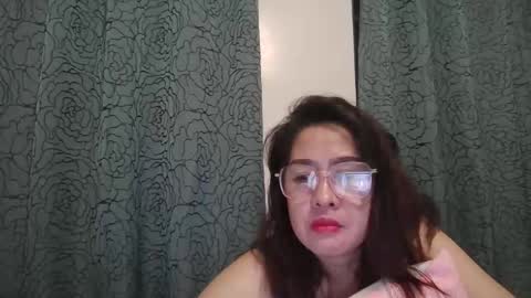 Snapshot of immaculate02 chatting on 02-06-26, 06:40 Immaculate02 online show from 02-06-26, 06:40