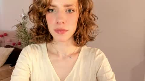Snapshot of imogensy chatting on 06-15-26, 02:19 my name Imo Fansly online show from 06-15-26, 02:19