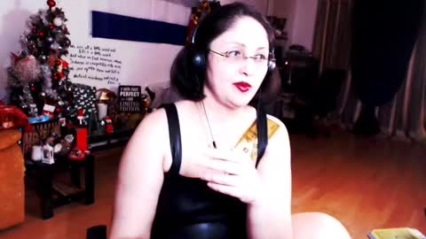 Empress online show from 02-06-25, 04:31