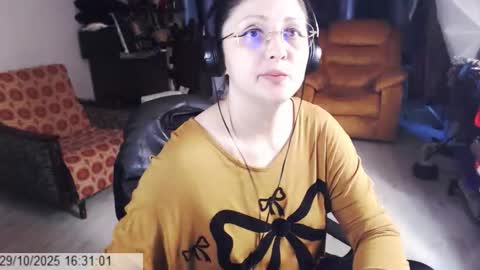 Empress online show from 10-29-25, 02:30