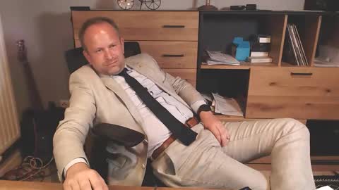 Snapshot of impgegner chatting on 06-07-26, 12:26 impgegner online show from 06-07-26, 12:26