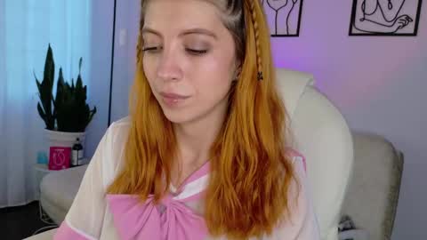 Sienna online show from 10-07-25, 09:45