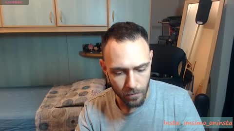 Snapshot of imsimo chatting on 11-09-25, 05:44 Simo online show from 11-09-25, 05:44