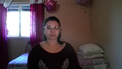 Florencia online show from 03-29-26, 06:19