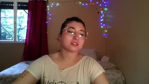 Florencia online show from 04-15-26, 06:59