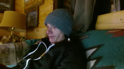 Imstuckhere online show from 04-07-26, 08:37