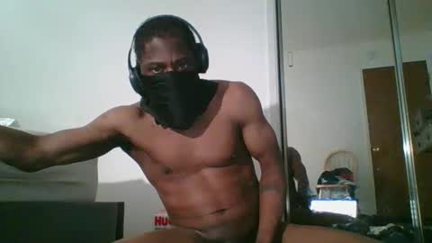 Snapshot of imthehornyest chatting on 04-25-26, 11:13 imthehornyest online show from 04-25-26, 11:13