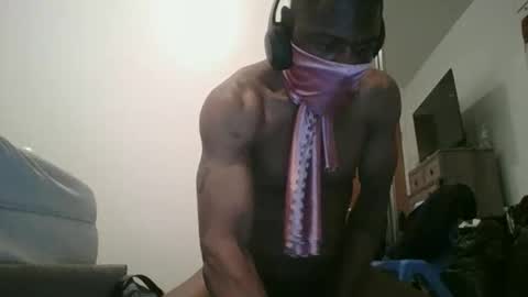 Snapshot of imthehornyest chatting on 06-01-26, 11:06 imthehornyest online show from 06-01-26, 11:06
