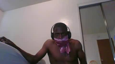 Snapshot of imthehornyest chatting on 06-05-26, 02:29 imthehornyest online show from 06-05-26, 02:29