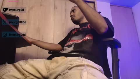 Snapshot of imyourg0d chatting on 05-02-26, 06:29 Daniel thumb up me please its important Im new INDEPENDENT MODEL online show from 05-02-26, 06:29