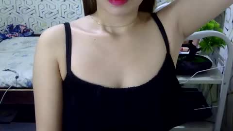 Snapshot of imyourgirl_vanessa26 chatting on 05-29-26, 10:57 Im sad because im lonely wish help me here online show from 05-29-26, 10:57