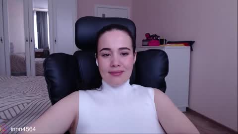 Lin online show from 02-12-26, 07:36