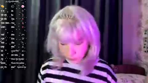 Snapshot of inaguebert chatting on 11-09-25, 07:01 Lola online show from 11-09-25, 07:01