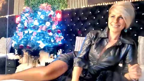 inanna_ishtar1 online show from 12-17-25, 05:02