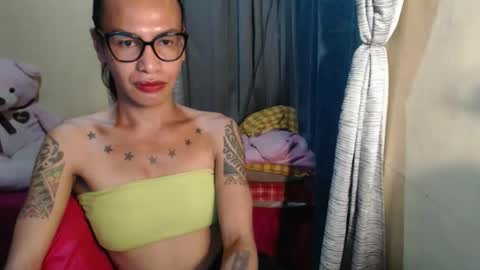 Snapshot of indaypakay_ts chatting on 03-02-26, 12:34 Pakay online show from 03-02-26, 12:34