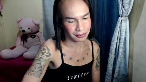 Snapshot of indaypakay_ts chatting on 07-14-26, 09:58 Pakay online show from 07-14-26, 09:58