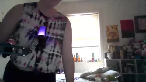 indecabua online show from 10-27-25, 07:07