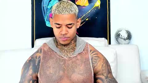 Jacobo online show from 12-02-25, 07:36