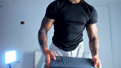 Jacobo online show from 02-15-26, 07:51