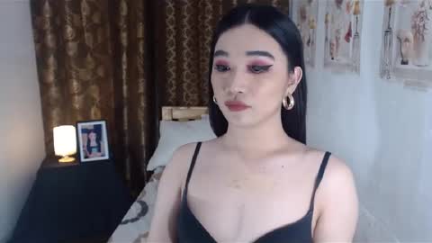 indestructabletrixie online show from 01-16-25, 06:48