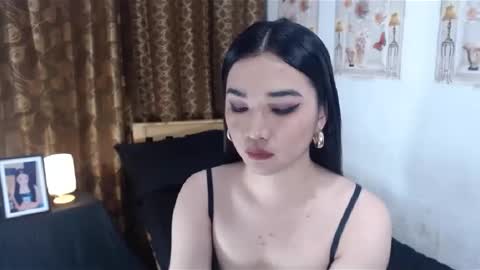 indestructabletrixie online show from 01-27-25, 07:03