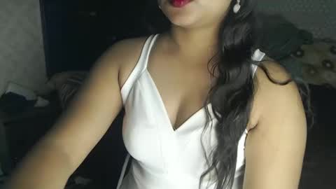 Snapshot of indian_anu chatting on 01-06-25, 12:24 Anu online show from 01-06-25, 12:24