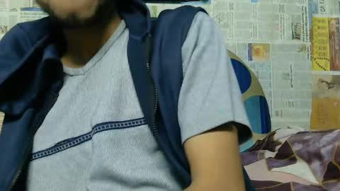 Snapshot of indian_bengali_boy chatting on 02-02-26, 04:11 Suman Leo online show from 02-02-26, 04:11