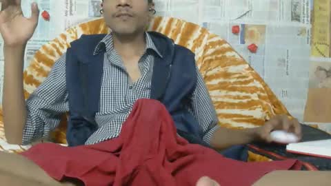 Snapshot of indian_bengali_boy chatting on 02-15-26, 06:59 Suman Leo online show from 02-15-26, 06:59