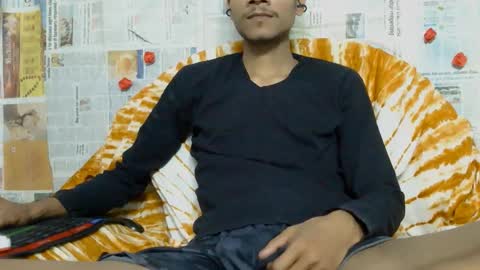 Snapshot of indian_bengali_boy chatting on 02-17-26, 06:14 Suman Leo online show from 02-17-26, 06:14