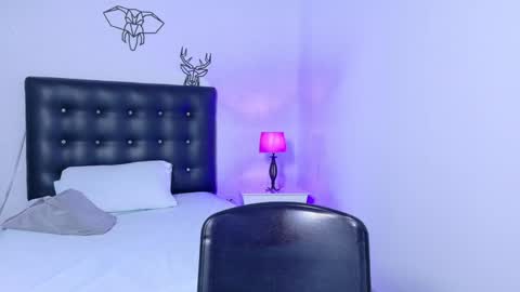 Snapshot of indian_delight18 chatting on 02-04-25, 11:49 indian_delight18 online show from 02-04-25, 11:49