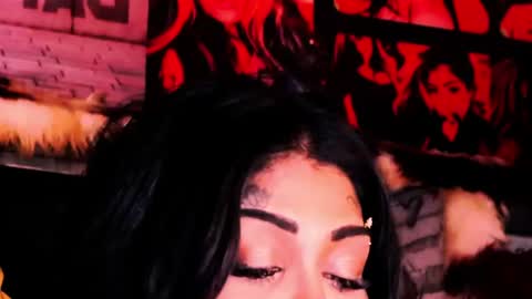 Snapshot of indian_dreamgirl chatting on 07-09-26, 04:11 Bella Ambrosia online show from 07-09-26, 04:11