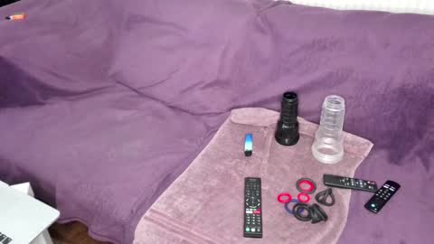 Snapshot of indian_exhibitionist chatting on 01-25-25, 09:14 indian_exhibitionist online show from 01-25-25, 09:14