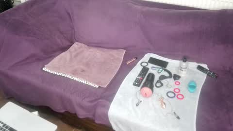 indian_exhibitionist online show from 02-21-26, 12:00