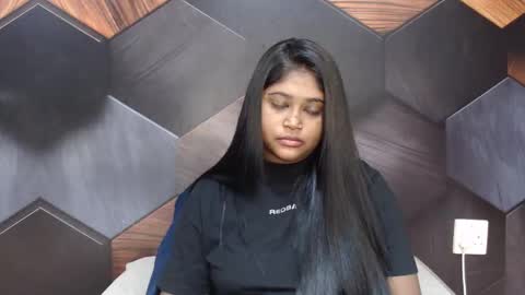 Snapshot of indian_rimmelx chatting on 04-21-26, 06:41 Melz online show from 04-21-26, 06:41