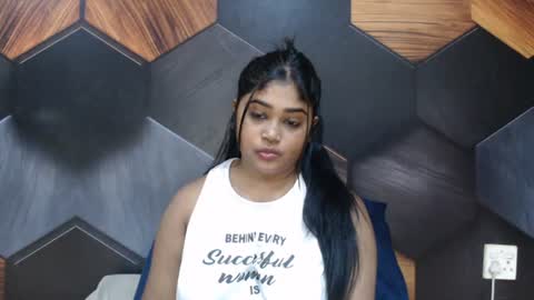 Snapshot of indian_rimmelx chatting on 06-19-26, 06:40 Melz online show from 06-19-26, 06:40