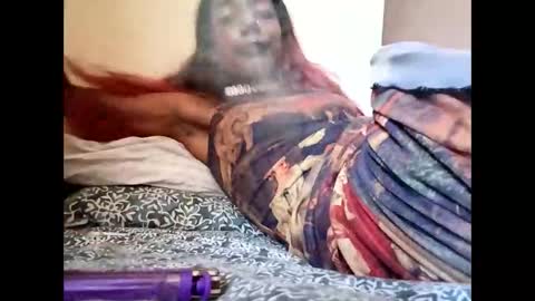 Snapshot of indian_succubus chatting on 05-02-26, 01:05 Perky baby online show from 05-02-26, 01:05