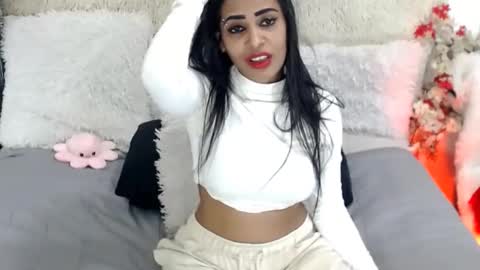 Snapshot of indian_swaggerliciousx chatting on 05-16-26, 11:14 Jazmin online show from 05-16-26, 11:14
