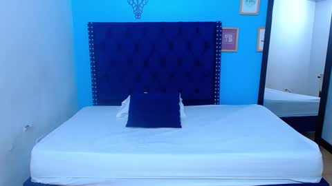 Snapshot of indian_whore18 chatting on 01-25-25, 03:30 indian_whore18 online show from 01-25-25, 03:30