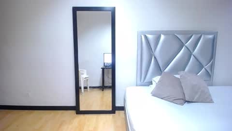 indian_whore18 online show from 02-13-25, 04:00